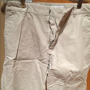 Calvin Klein - Men’s shorts size 30. Light tan